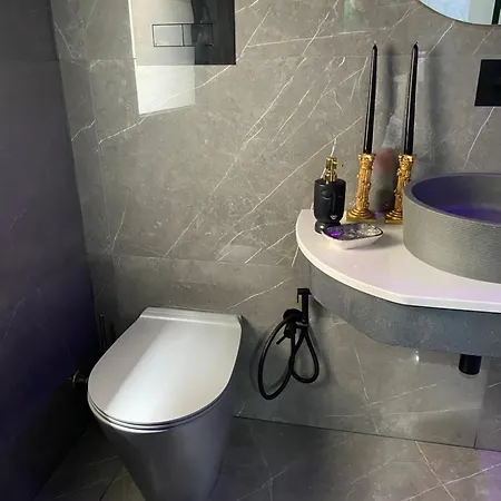 公寓 Il Cortiletto28 & House